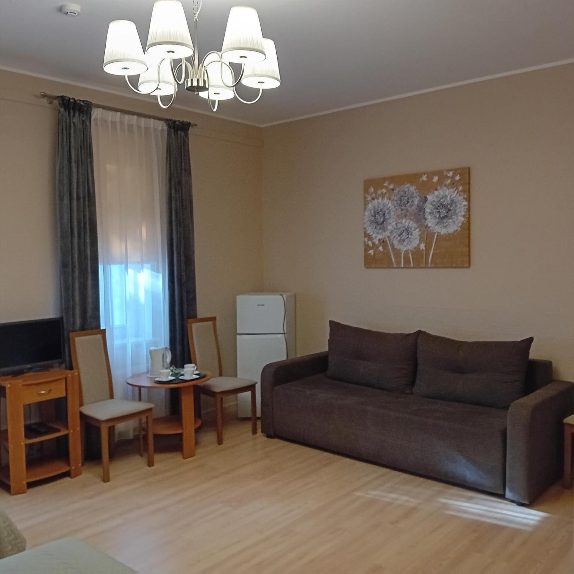 Juras Brize Hotel Ventspils Eksteriør billede