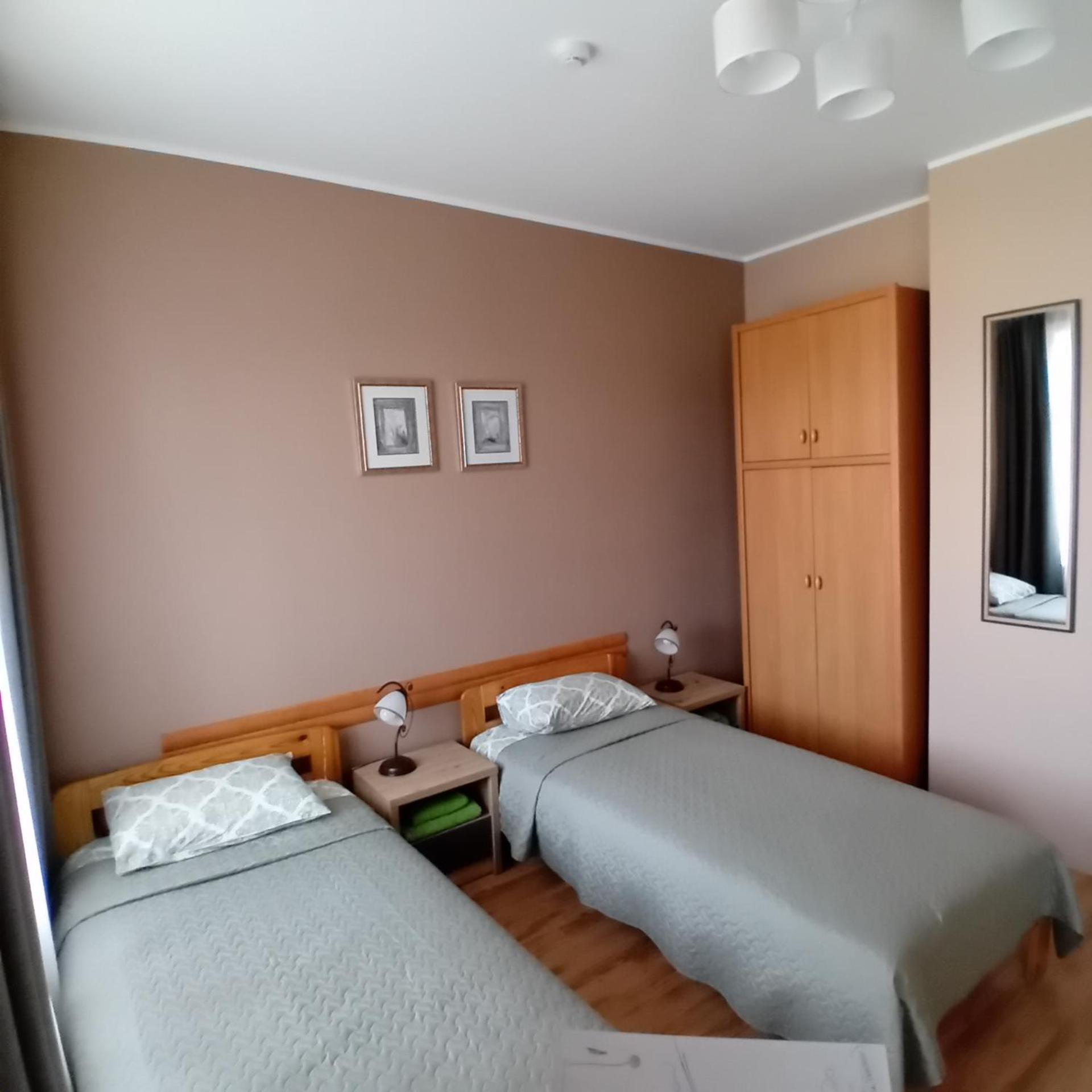 Juras Brize Hotel Ventspils Eksteriør billede
