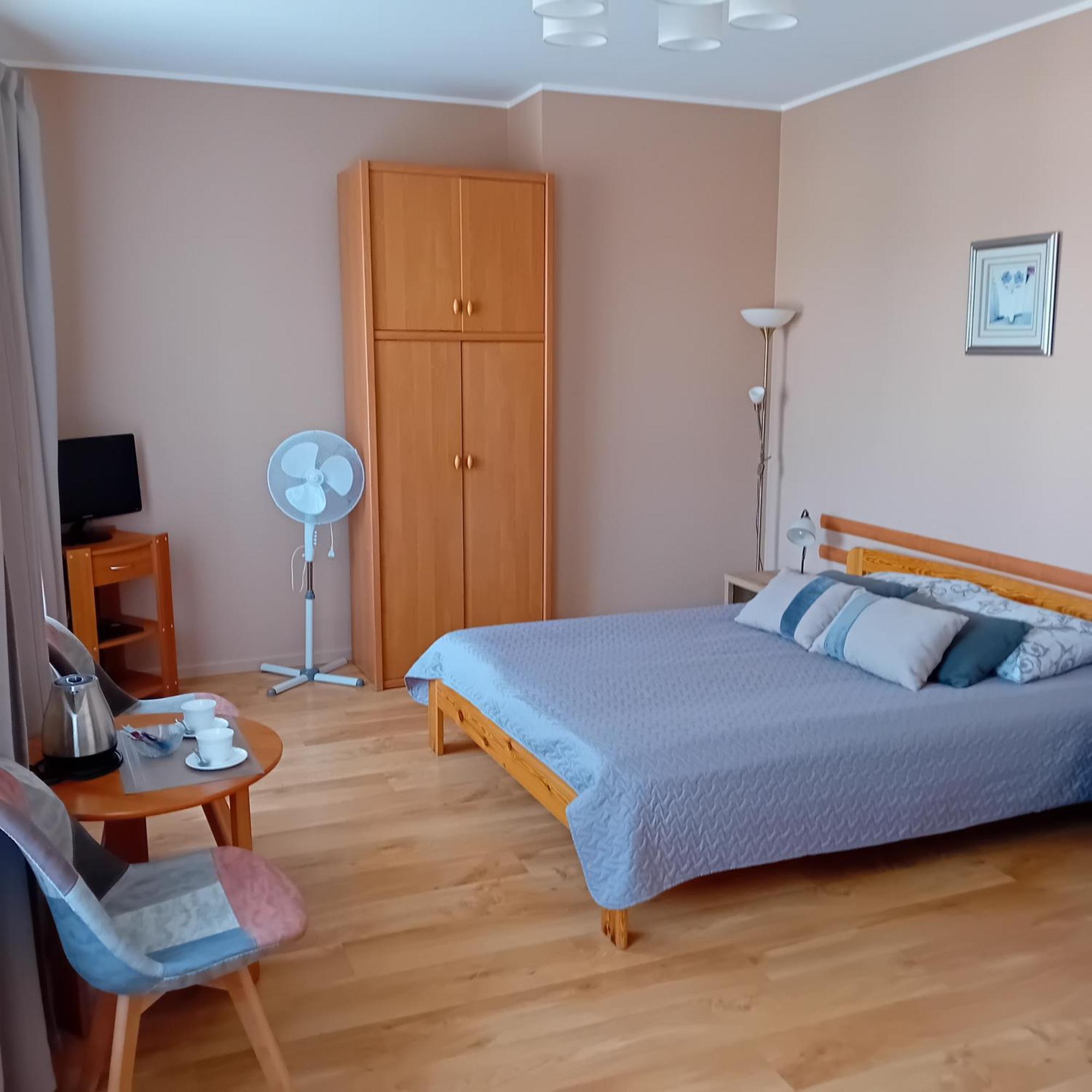 Juras Brize Hotel Ventspils Eksteriør billede